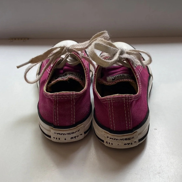 Converse Chucks Chuck Taylor Low Top Sneakers Berry Raspberry Fuchsia Pink Purpl - Picture 4 of 10